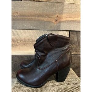 Not Rated Ankle Booties Brown Faux Leather Chunky Heel Women Sz 6 Distressed‎